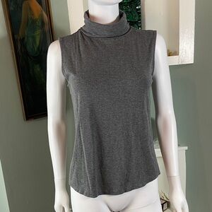 Ann Taylor Gray Sleeveless Turtleneck Top Shirt Blouse medium m